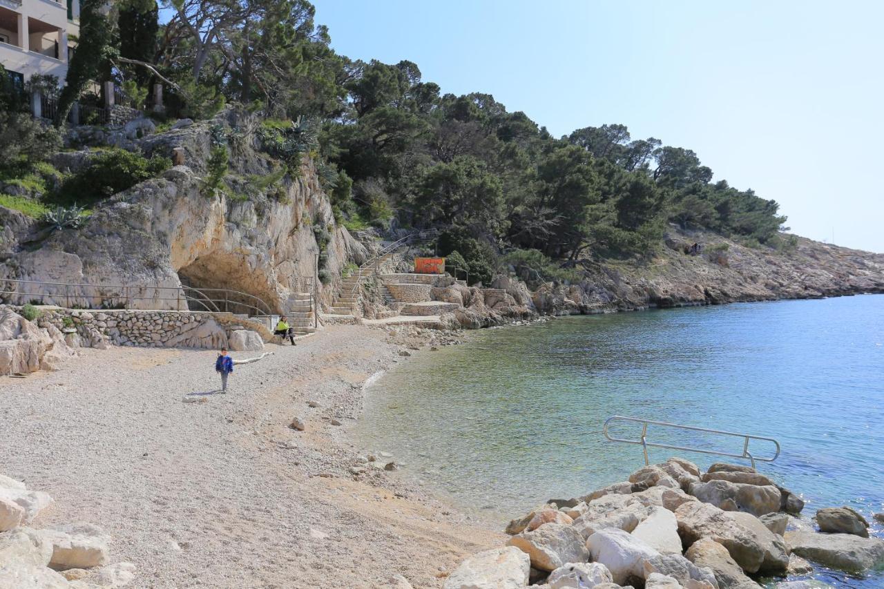 11063b Makarska